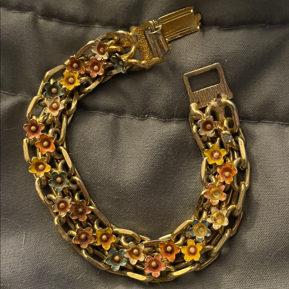 Floral Goldtone Chain Bracelet with Multicolor Enamel Flowers Vintage
